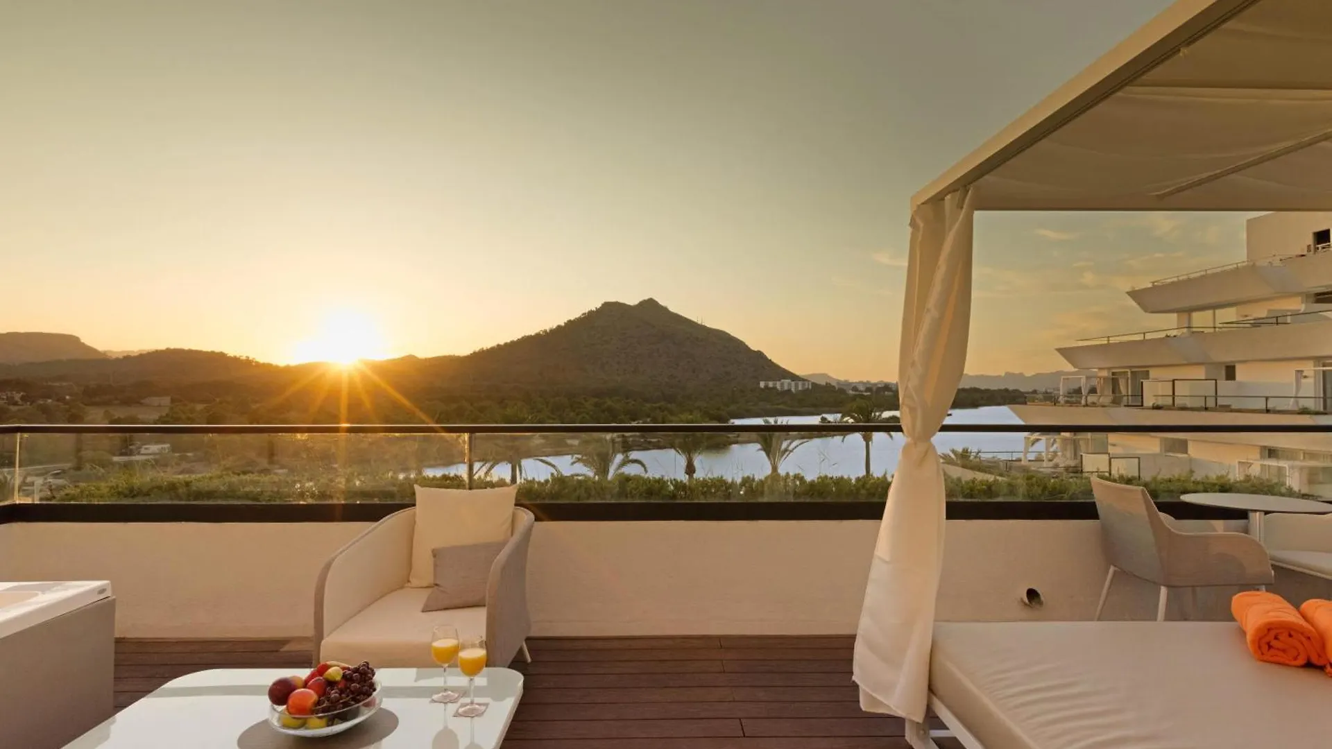 VIVA Eden Lago Port d'Alcúdia 4*,  Spanien