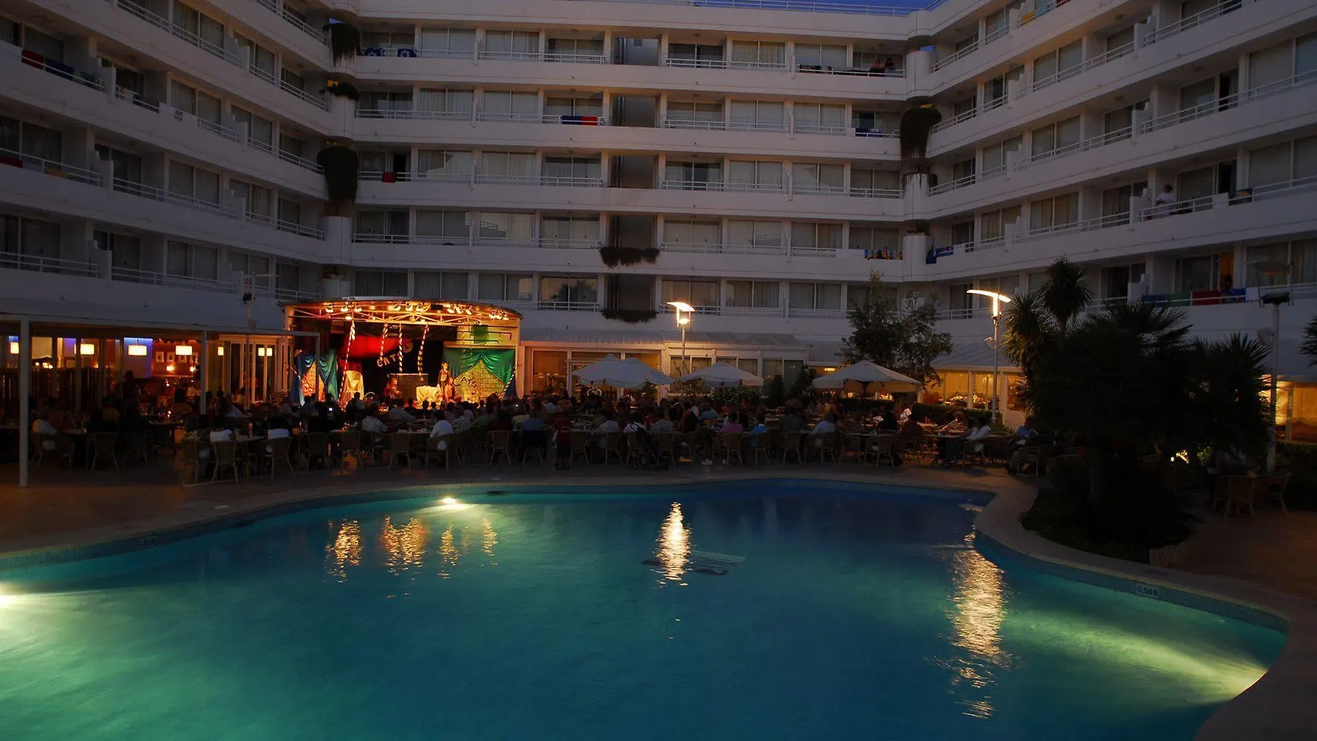 Aparthotel Viva Eden Lago Port de Alcudia
