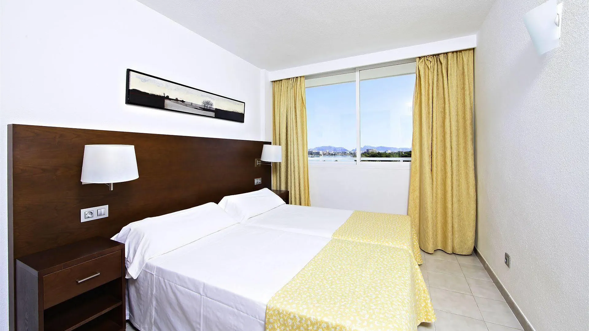 VIVA Eden Lago Puerto de Alcúdia