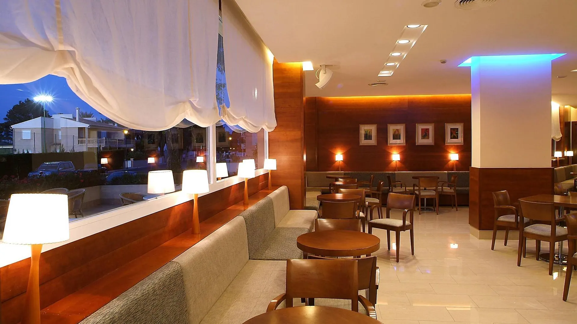 **** Apartahotel VIVA Eden Lago Puerto de Alcúdia España